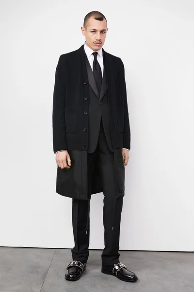 Look 10